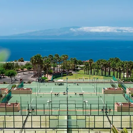 2 Bdr Sea View Apartment Playa San Juan